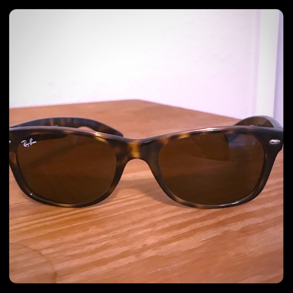 Ray ban tortoise sunglasses, new condition